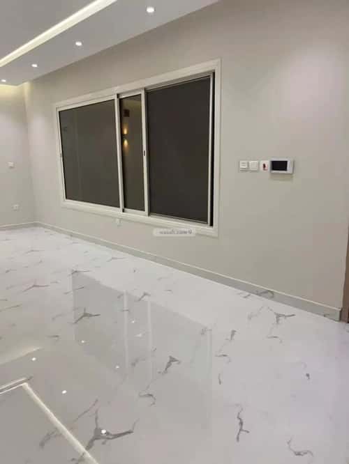 Villa 300 SQM Facing North with 4 Bedrooms Al-Janadriyah, East Riyadh, Riyadh