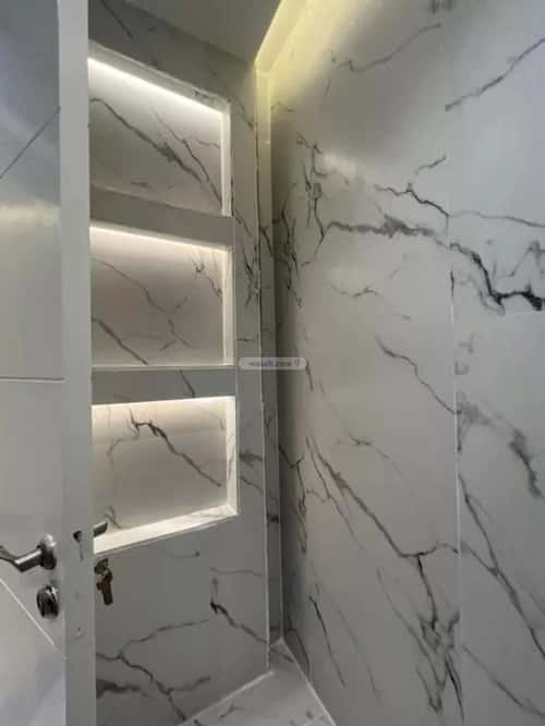 فيلا 300 متر مربع واجهة شمالية ب 4 غرف الجنادرية، شرق الرياض، الرياض