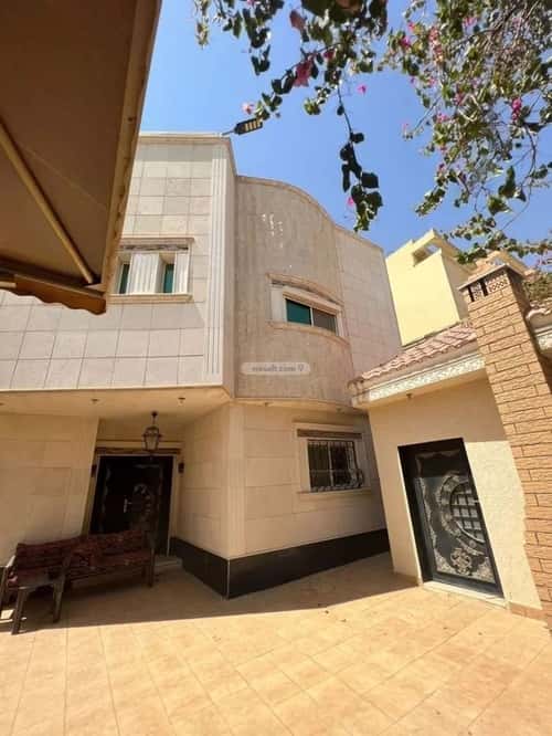 Villa 425 SQM Facing South on 15m Width Street As-Sahafa, North Riyadh, Riyadh