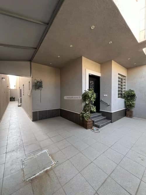 فيلا 300 متر مربع واجهة غربية ب 4 غرف المروج، شمال الرياض، الرياض