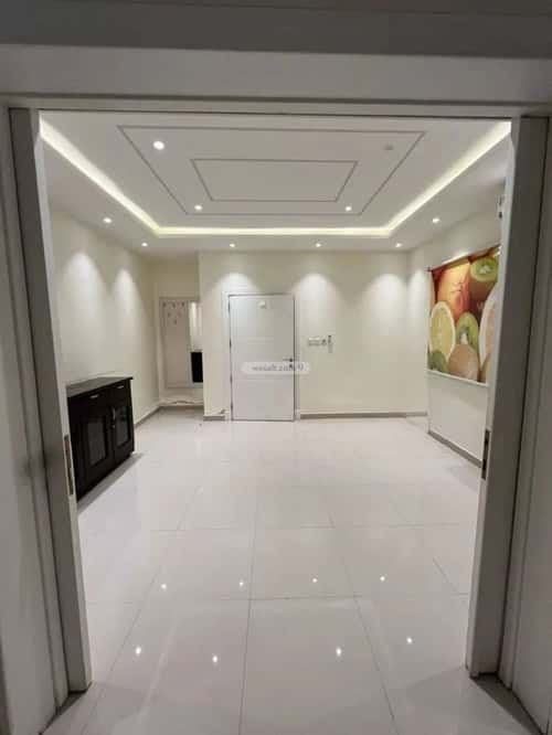 فيلا 300 متر مربع واجهة غربية ب 4 غرف المروج، شمال الرياض، الرياض