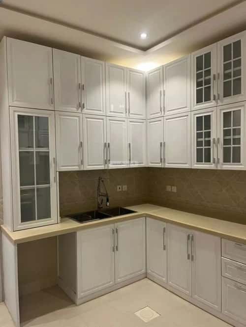 فيلا 200 متر مربع واجهة شرقية ب 4 غرف المهدية، غرب الرياض، الرياض