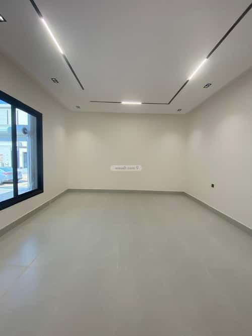 Floor 156.54 SQM with 5 Bedrooms Al-Maizaliyah, East Riyadh, Riyadh