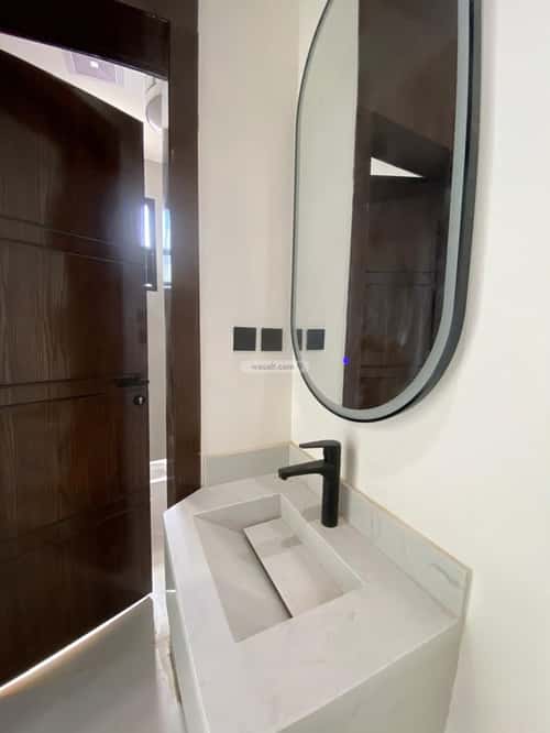 Floor 156.54 SQM with 5 Bedrooms Al-Maizaliyah, East Riyadh, Riyadh