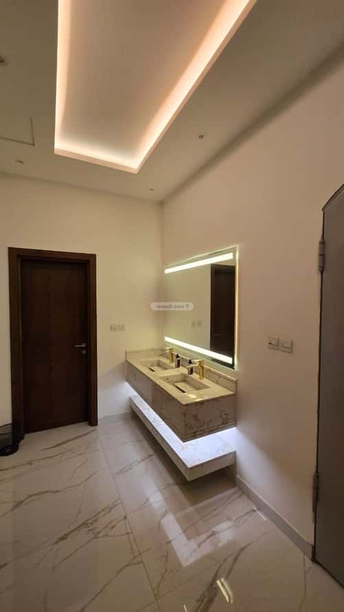 فيلا 250 متر مربع واجهة شرقية ب 3 غرف النرجس، شمال الرياض، الرياض