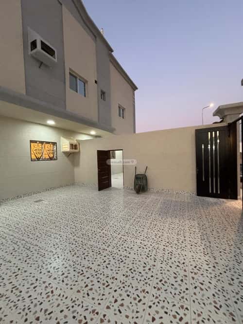 دور 322.98 متر مربع ب 6 غرف الريان، تبوك