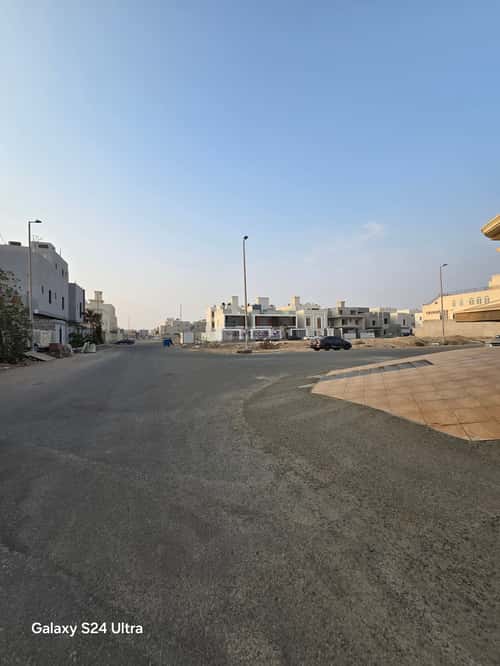 أرض 900 متر مربع شرقية على شارع 15م الشراع، شمال جدة، جدة