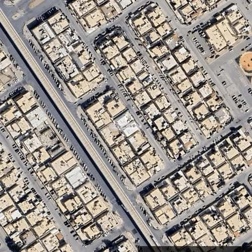 3 bedroom floor in Al Khaleej