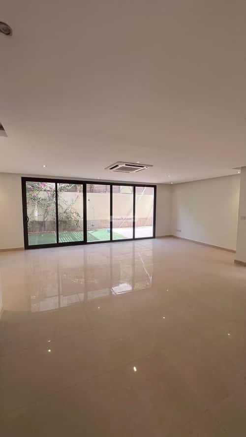 فيلا 230 متر مربع واجهة جنوبية ب 3 غرف Riyadh, Diriyah