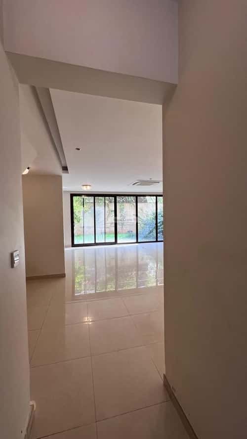 Villa 229 SQM Facing North with 3 Bedrooms Riyadh, Diriyah