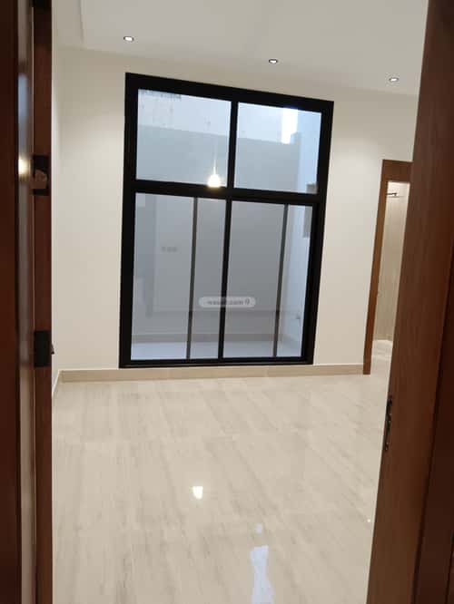 Floor with 4 Bedrooms Al-Awaly, West Riyadh, Riyadh