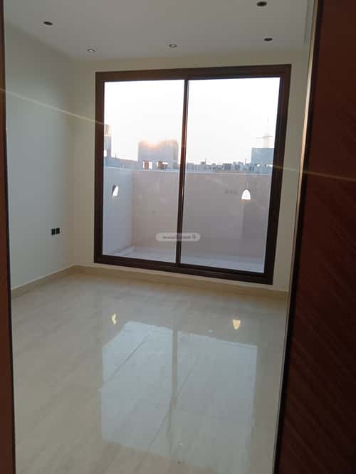 Floor with 4 Bedrooms Al-Awaly, West Riyadh, Riyadh
