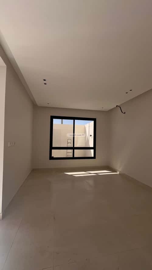 Floor 229 SQM with 6 bedrooms الزهور، أبها