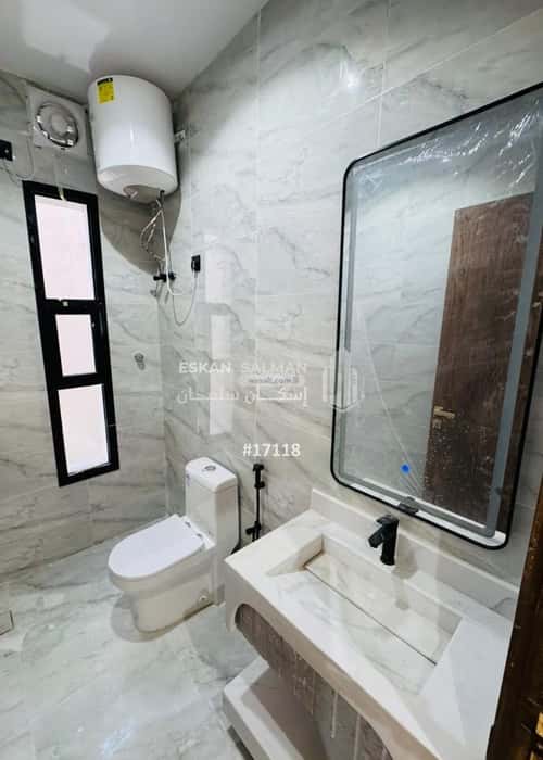 فيلا 305 متر مربع شمالية على شارع 12م الرحاب، الطائف