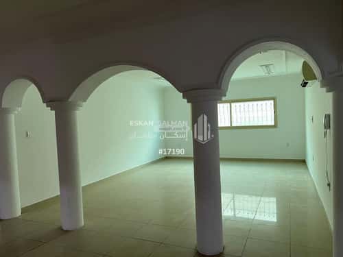 Villa 922.5 SQM Facing South on 15m Width Street Badr, Aldammam