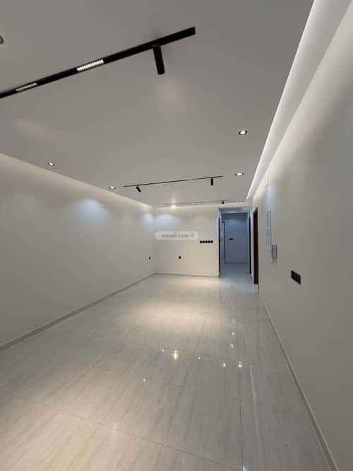 شقة ب 7 غرف المعلاة، أحد رفيدة