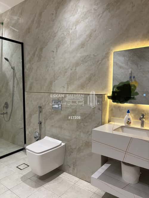 فيلا 571 متر مربع شمالية غربية على شارع 15م شكر، خميس مشيط