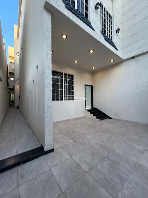 شقة ب 6 غرف اليرموك، خميس مشيط