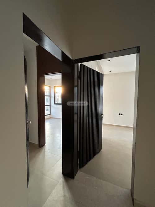 فيلا 528 متر مربع جنوبية على شارع 20م الحزم، غرب الرياض، الرياض