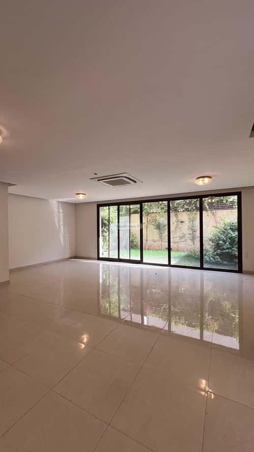 Villa 248.55 SQM Facing North with 3 Bedrooms Riyadh, Diriyah