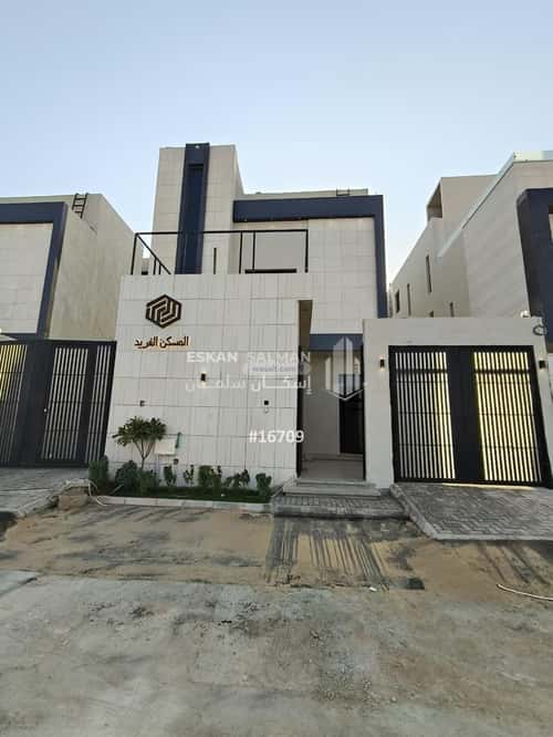 فيلا 312.5 متر مربع شمالية على شارع 20م الرمال، شرق الرياض، الرياض