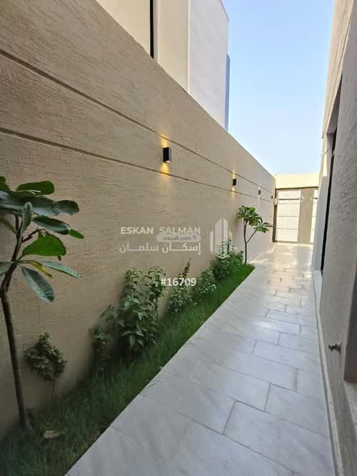 فيلا 312.5 متر مربع شمالية على شارع 20م الرمال، شرق الرياض، الرياض