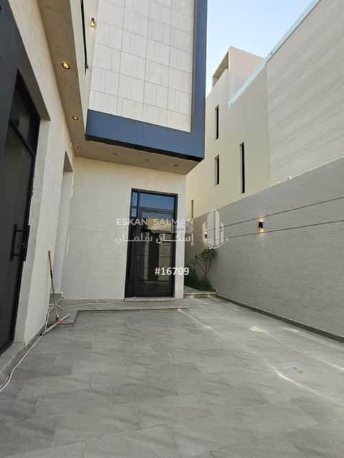 فيلا 8 غرف في الرمال