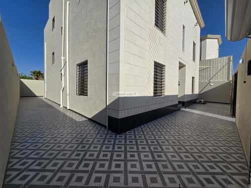 فيلا 405.26 متر مربع شرقية على شارع 20م الرحاب، الطائف