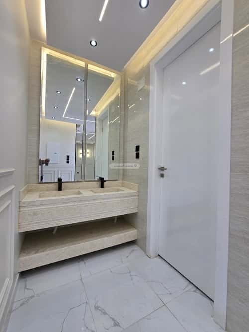 فيلا 310.86 متر مربع شرقية على شارع 20م الرحاب، الطائف