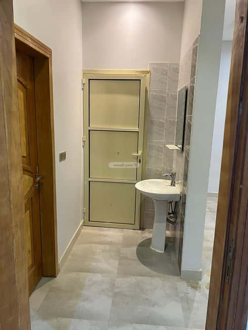 Floor with 4 Bedrooms Al-Yasmeen, North Riyadh, Riyadh