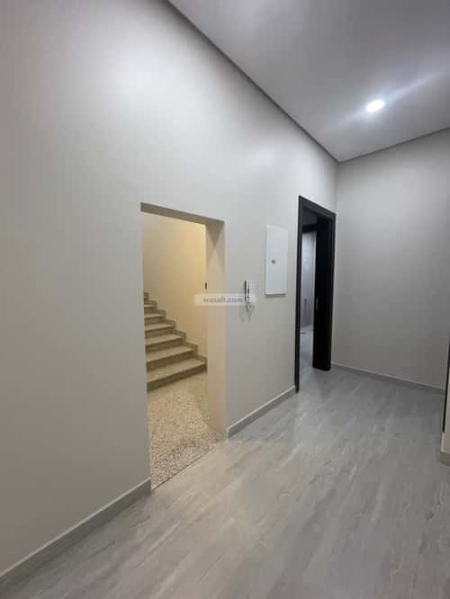 فيلا 337.5 متر مربع شرقية على شارع 30م الأمواج، الخبر