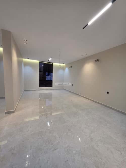 فيلا 300 متر مربع جنوبية على شارع 15م الرحمانية، شرق جدة، جدة