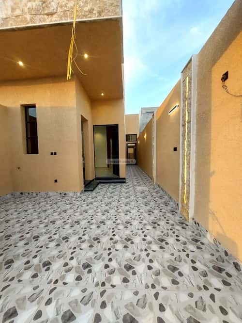 Floor 164.36 SQM with 5 Bedrooms Twaeeq, West Riyadh, Riyadh