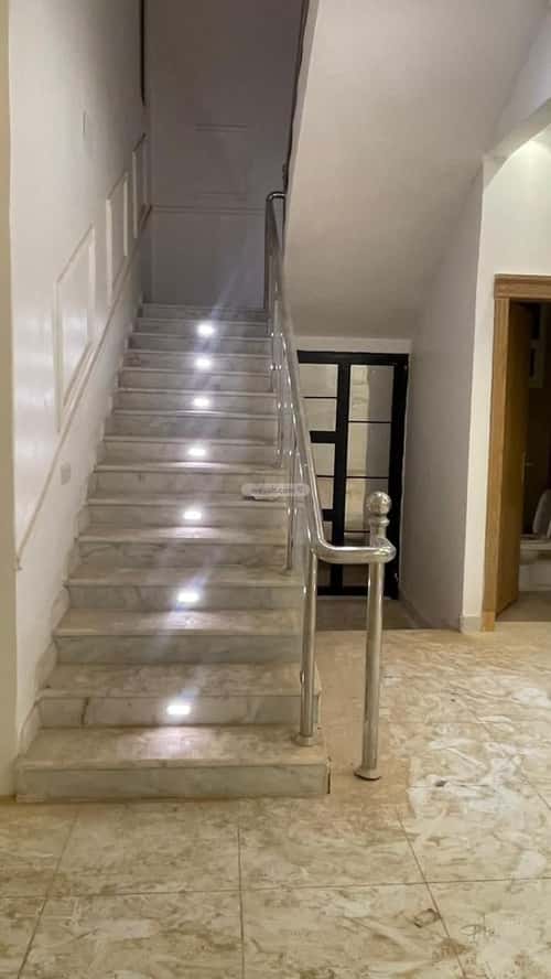 فيلا 315 متر مربع واجهة شمالية ب 5 غرف عكاظ، جنوب الرياض، الرياض