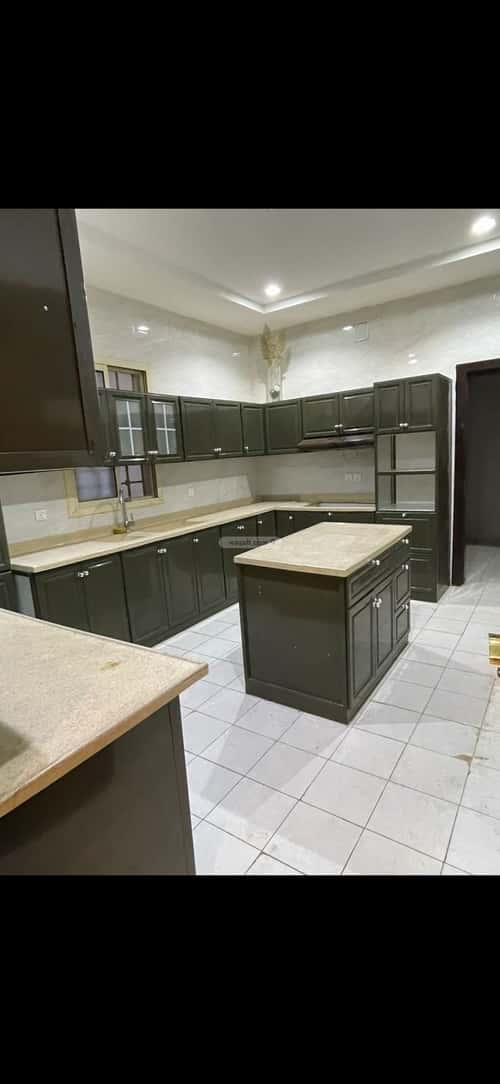 فيلا 290 متر مربع شرقية على شارع 15م بدر، جنوب الرياض، الرياض