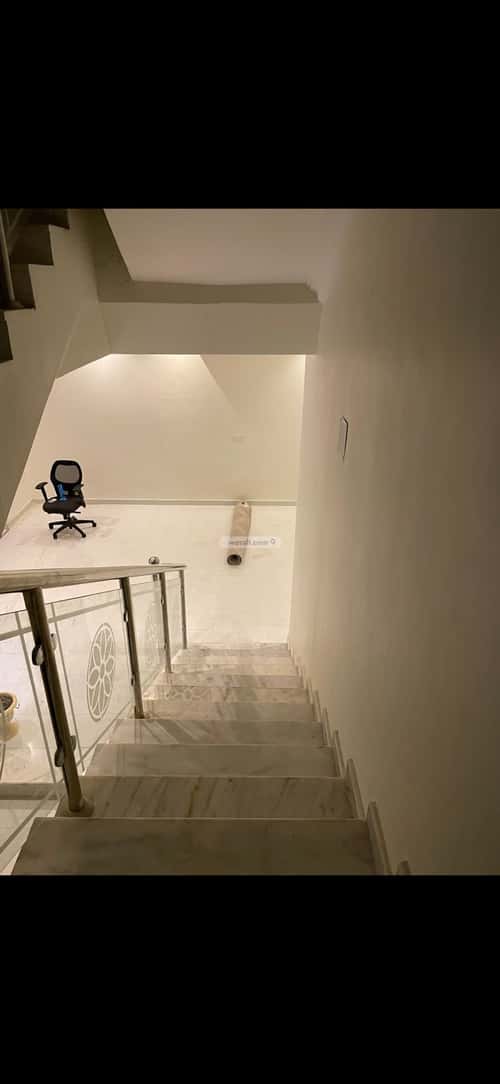 فيلا 290 متر مربع شرقية على شارع 15م بدر، جنوب الرياض، الرياض