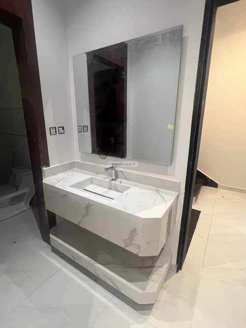 فيلا 293.25 متر مربع شرقية على شارع 20م عكاظ، جنوب الرياض، الرياض