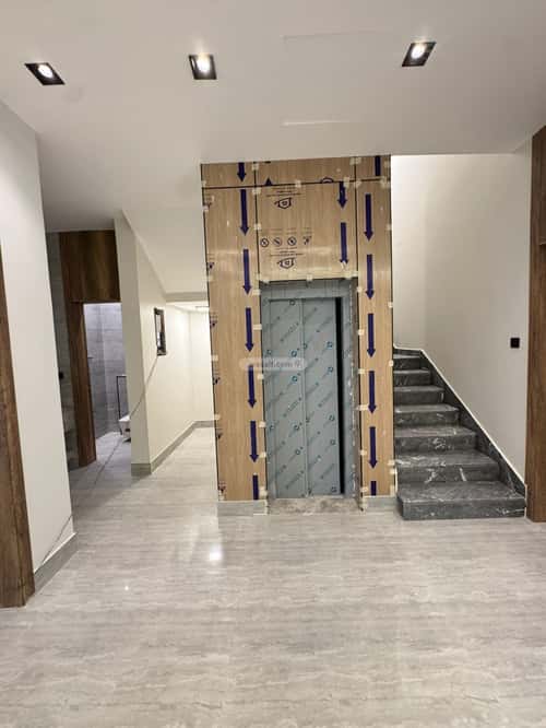 فيلا 5 غرف في العارض