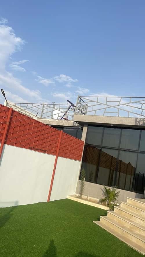 Rest House 750 SQM Facing 3 Streets on 15m Width Street Al Khalidiyah, Balqarn