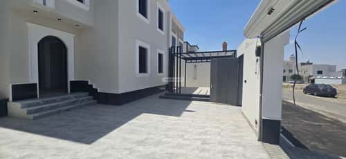 فيلا 479.2 متر مربع شرقية على شارع 15م القافلة، خميس مشيط