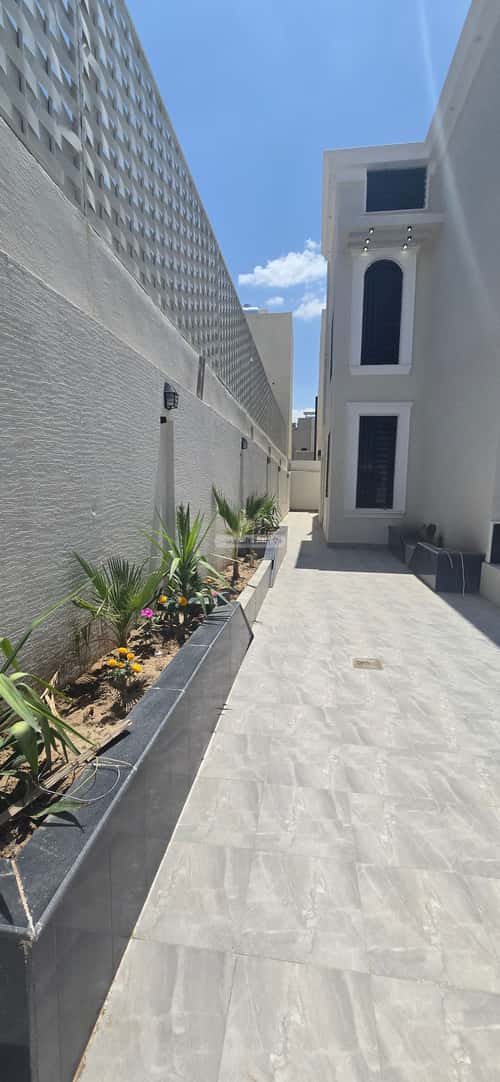 Villa 479.2 SQM Facing East on 15m Width Street Al-Qafilah, Khamis Mushait