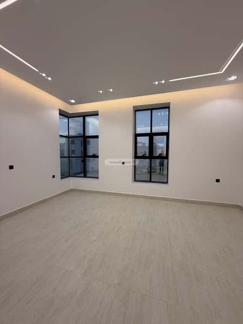 شقة ب 8 غرف المعلاة، أحد رفيدة