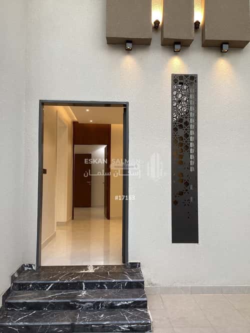 فيلا 385 متر مربع غربية على شارع 15م المعلاة، أحد رفيدة