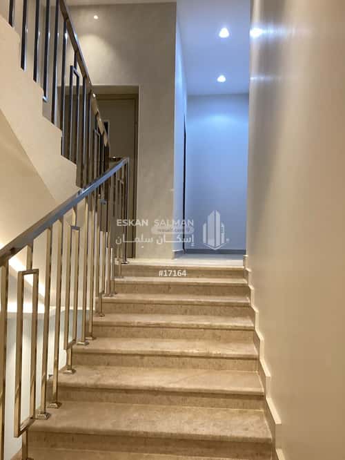 شقة ب 10 غرف المعلاة، أحد رفيدة