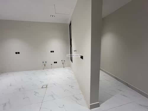 Floor 242 SQM with 4 bedrooms المونسية، شرق الرياض، الرياض