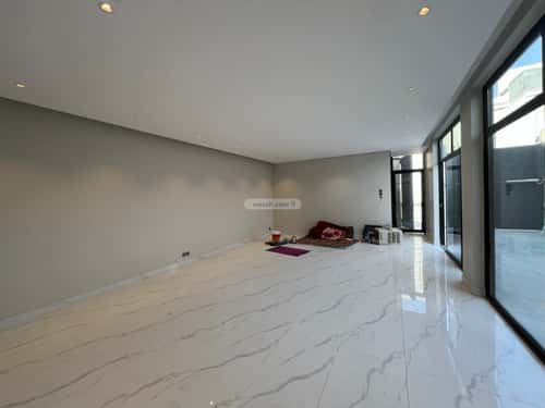 فيلا 348.46 متر مربع شمالية غربية على شارع 20م المعيزيلة، شرق الرياض، الرياض