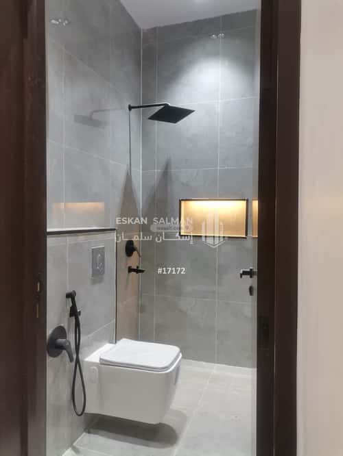 Floor 156 SQM with 5 bedrooms الندوة، شرق الرياض، الرياض