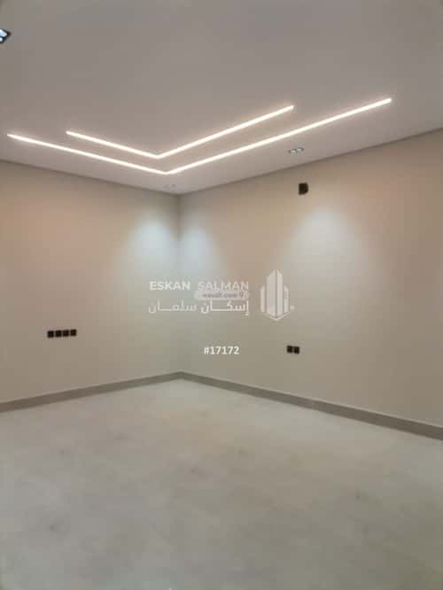 Floor 156 SQM with 5 Bedrooms Al- Nadwah, East Riyadh, Riyadh