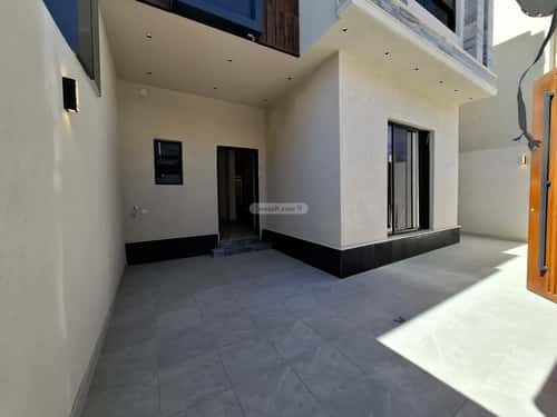 فيلا 260.5 متر مربع جنوبية على شارع 15م الرمال، شرق الرياض، الرياض