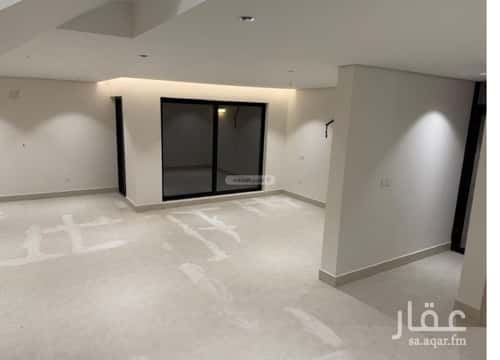 Villa 250 SQM Facing South on 24m Width Street King Fahad Dist, Aldammam